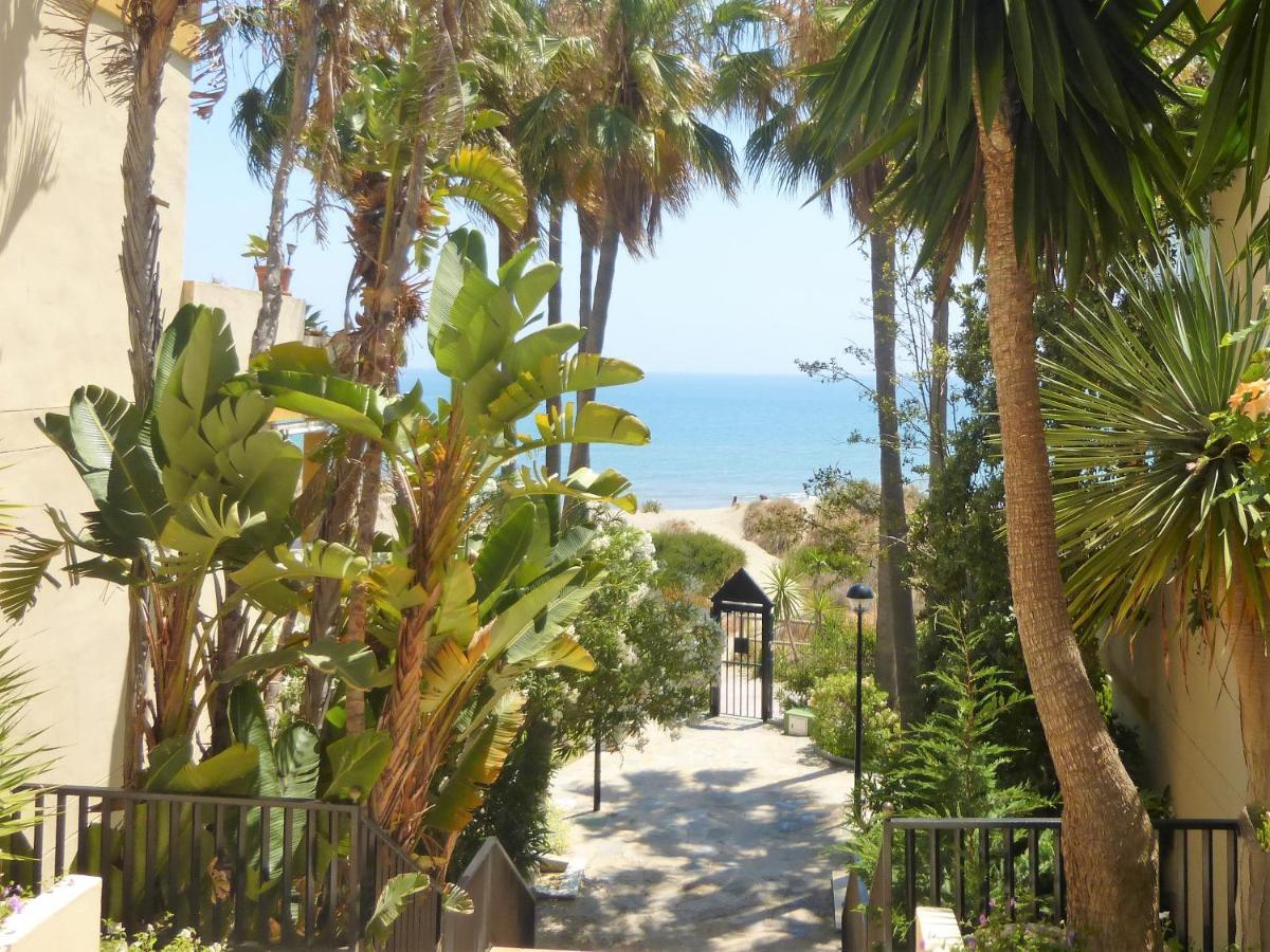 Romana Playa Marbella Vistas al Mar Exterior foto